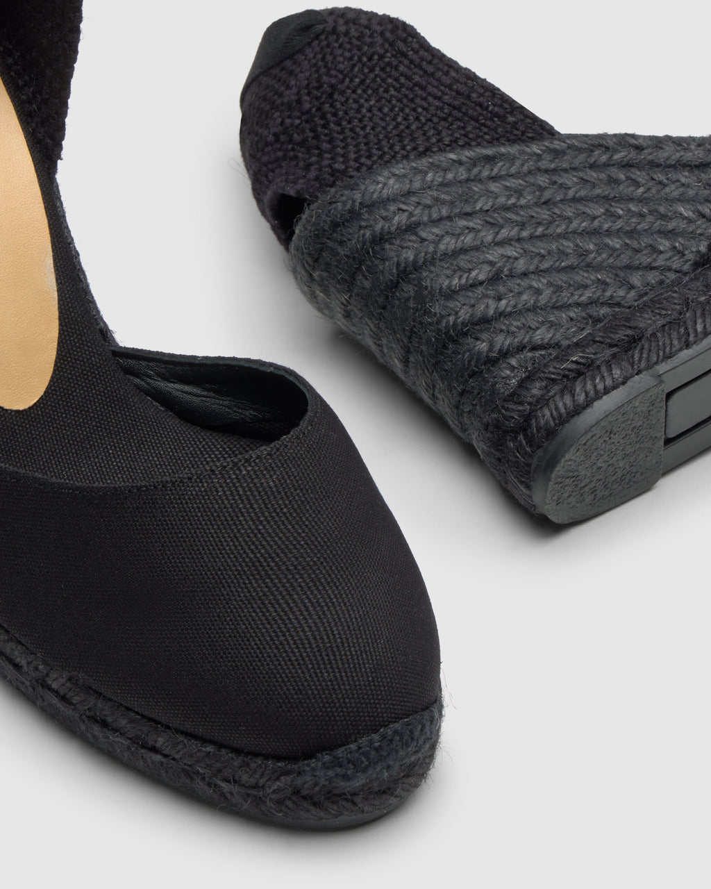 Carina 8 in Black Cotton