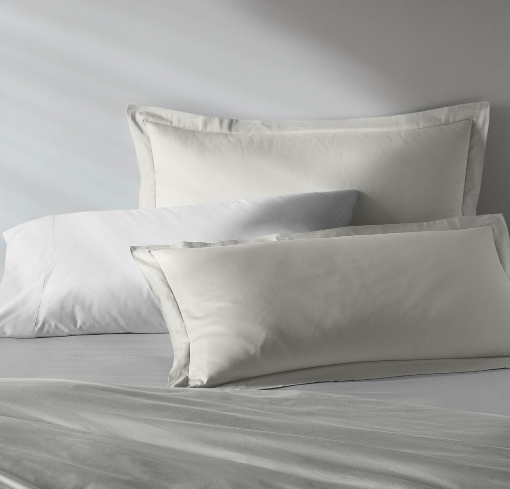 Signature Hemmed Duvet Set in Mist