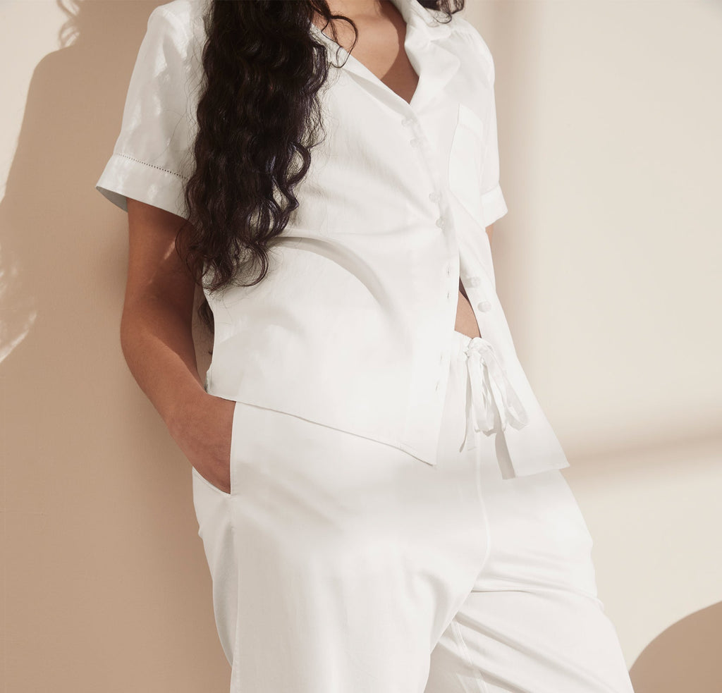 Women's Signature Short Sleeve & Pants Pajama Set in White