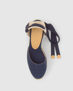 Carina 8ED in Oxford Blue