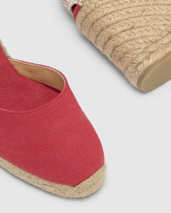 Carina 8 in Carmine Red Cotton
