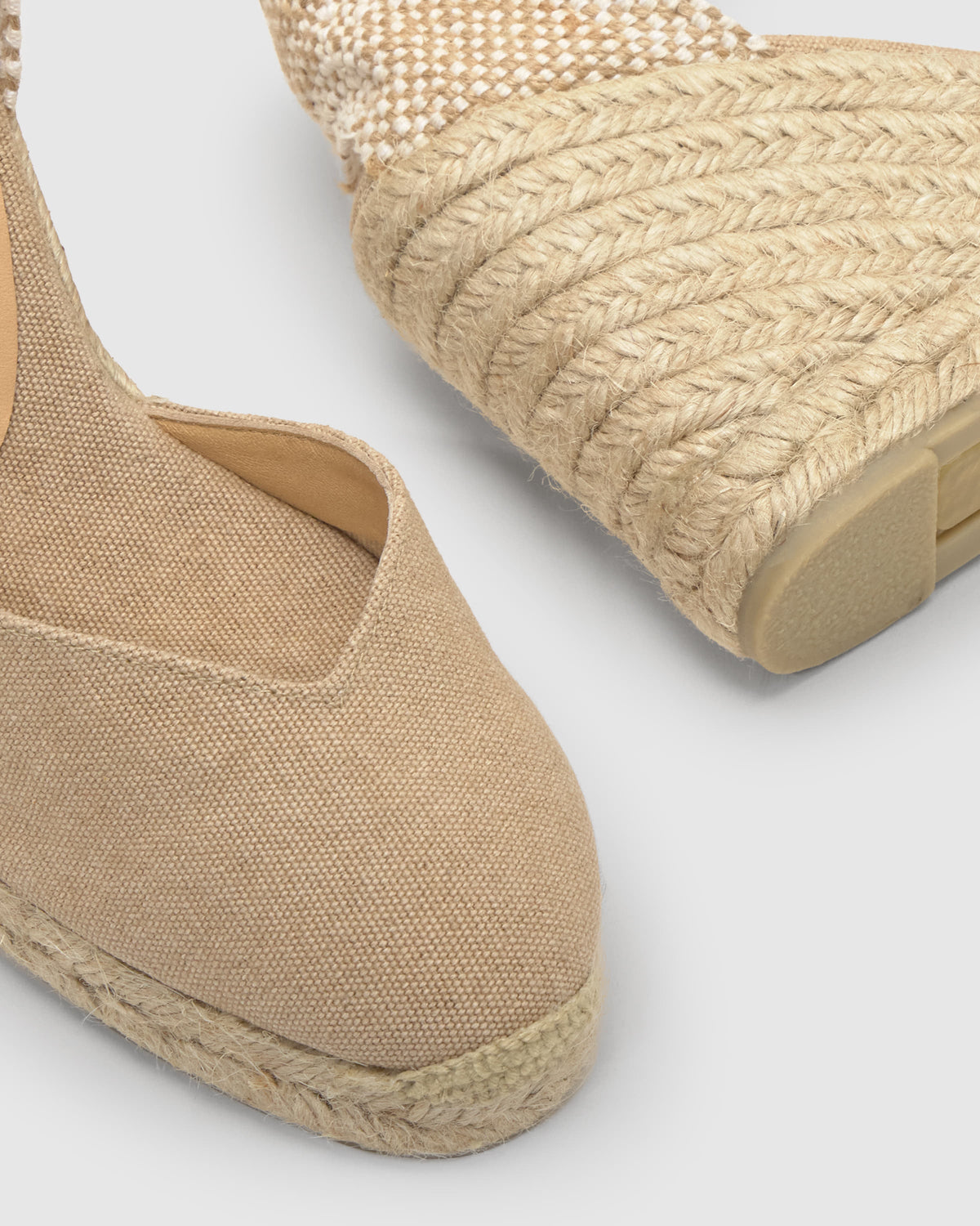 Chiara 8 in Sand