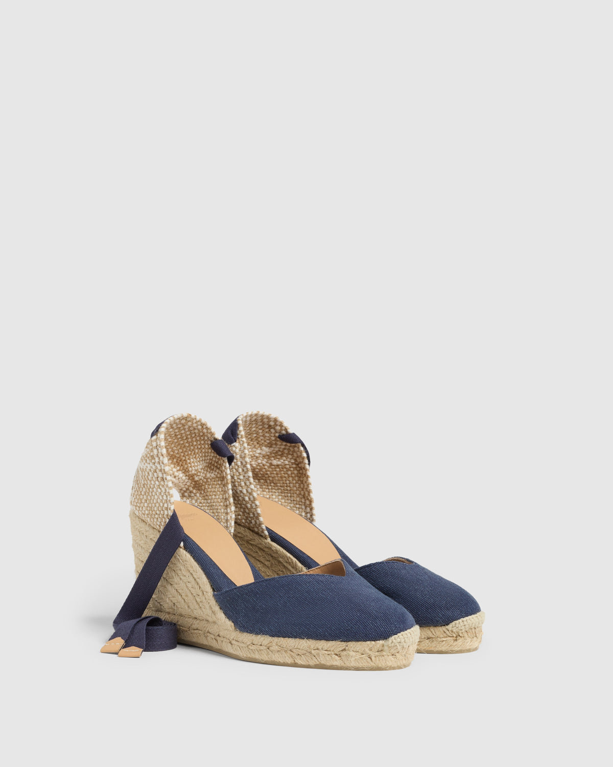 Chiara 8 in Oxford Blue