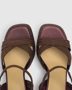 Valle in Dark Brown