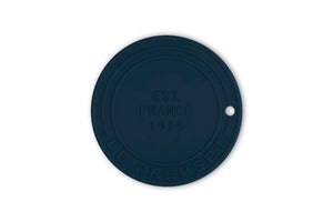 Trivet in Nuit