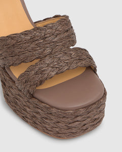 Fresa in Taupe Raffia