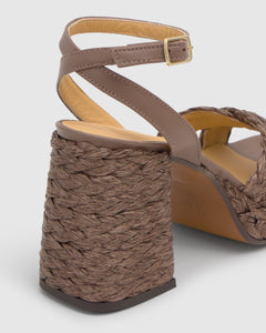 Valeriette in Taupe