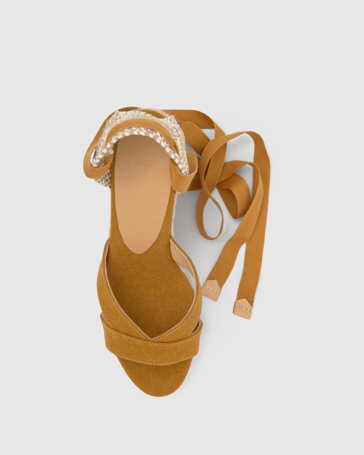 Bailey 8 in Ambar Cotton