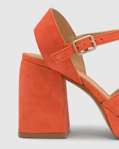 Vero in Papaya Leather