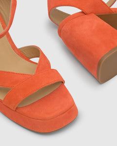 Vero in Papaya Leather