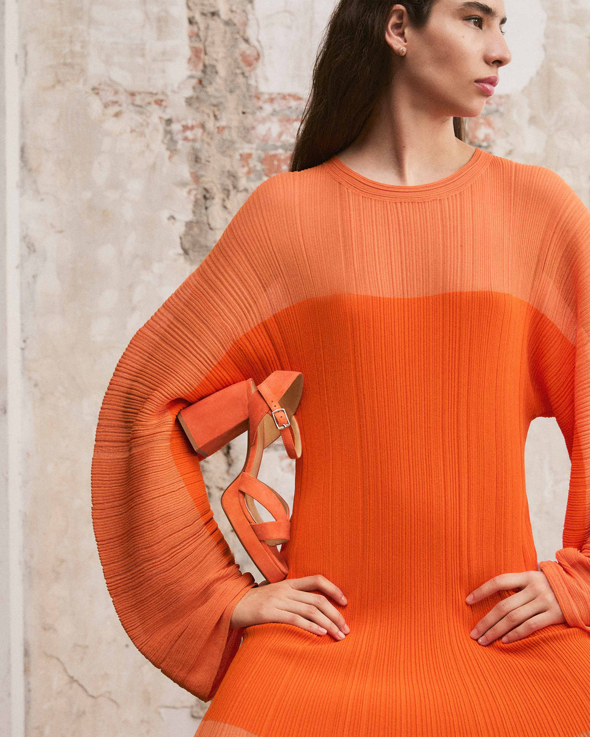 Vero in Papaya Leather