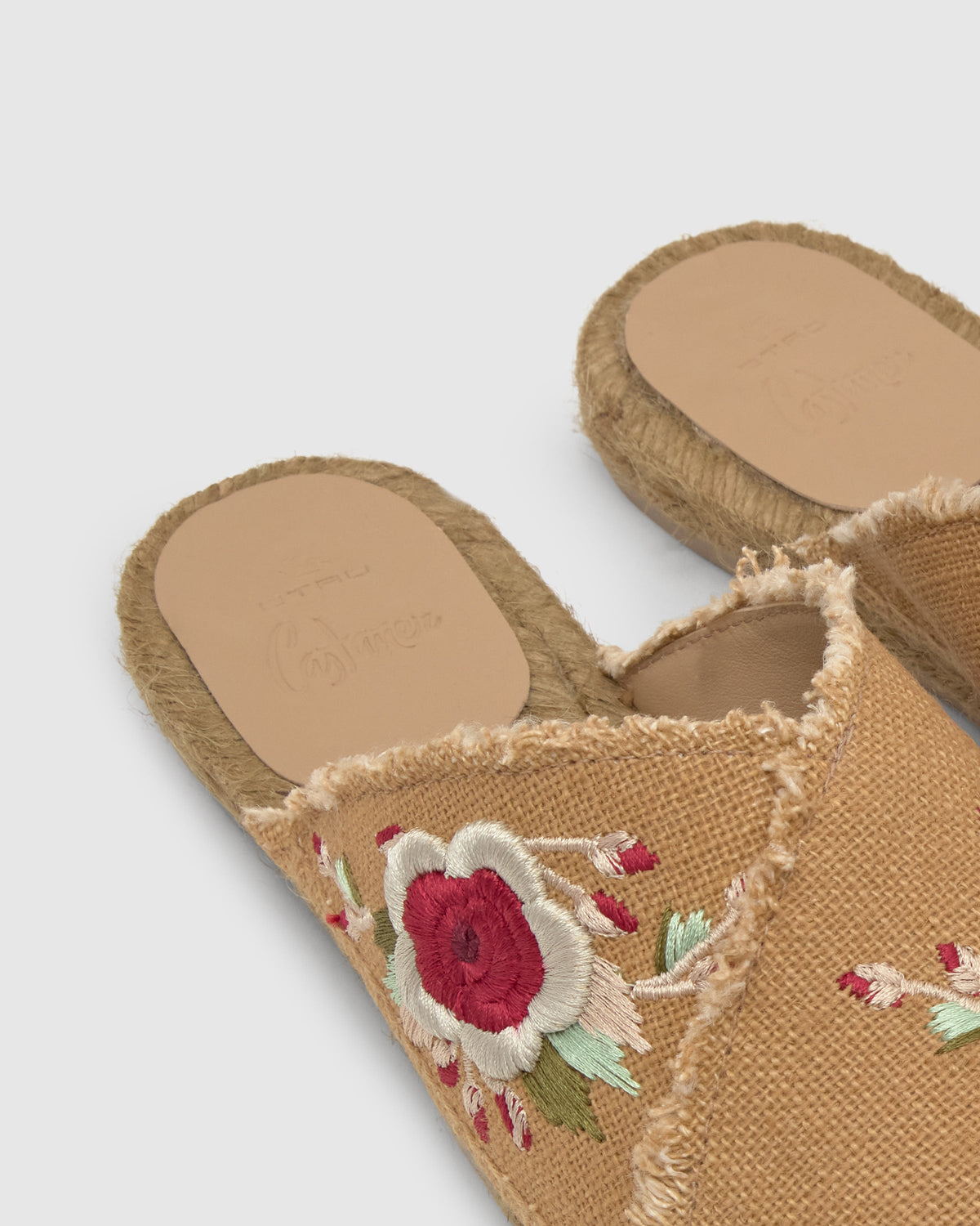 Rosana Etro in Toasted Linen