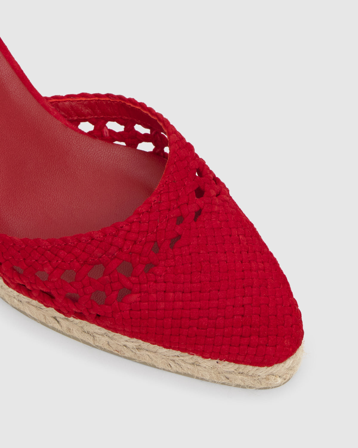 Jandri 8 in Ruby Red