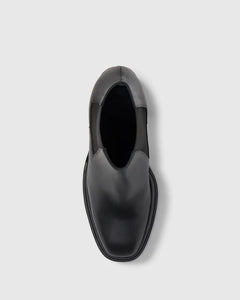 Bimba in Black