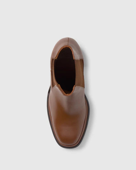 Bimba in Caramel