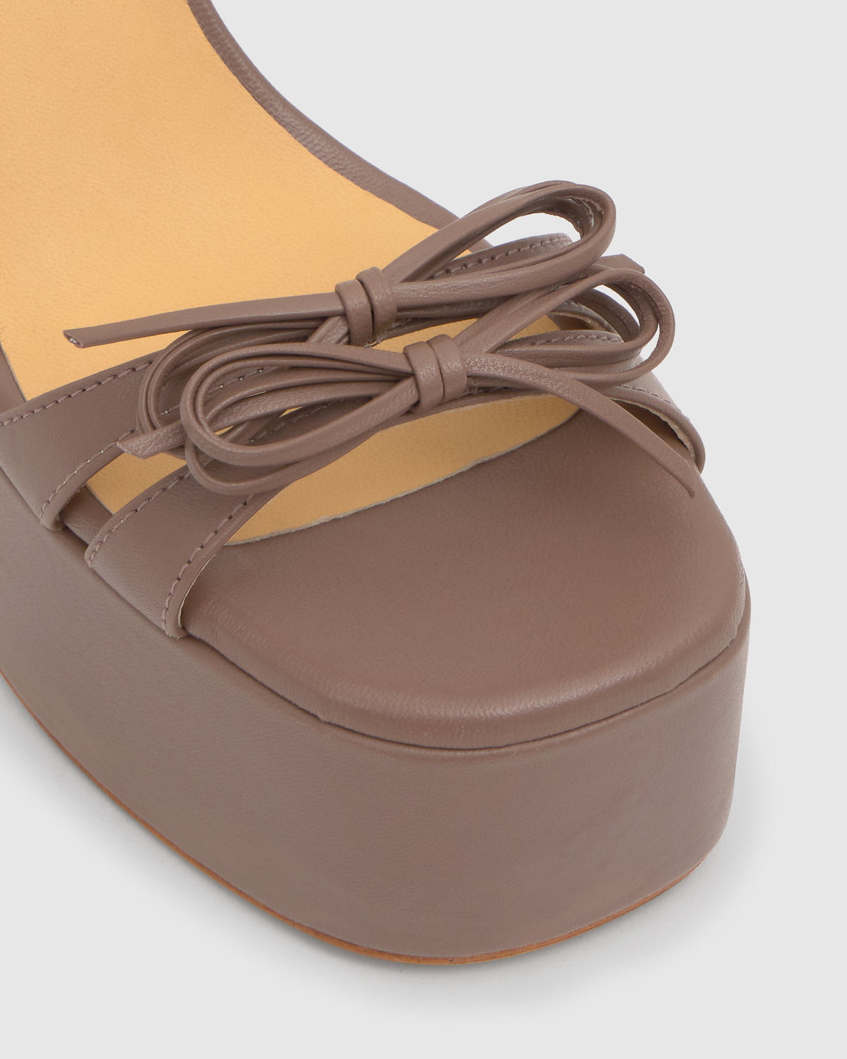 Florina in Taupe