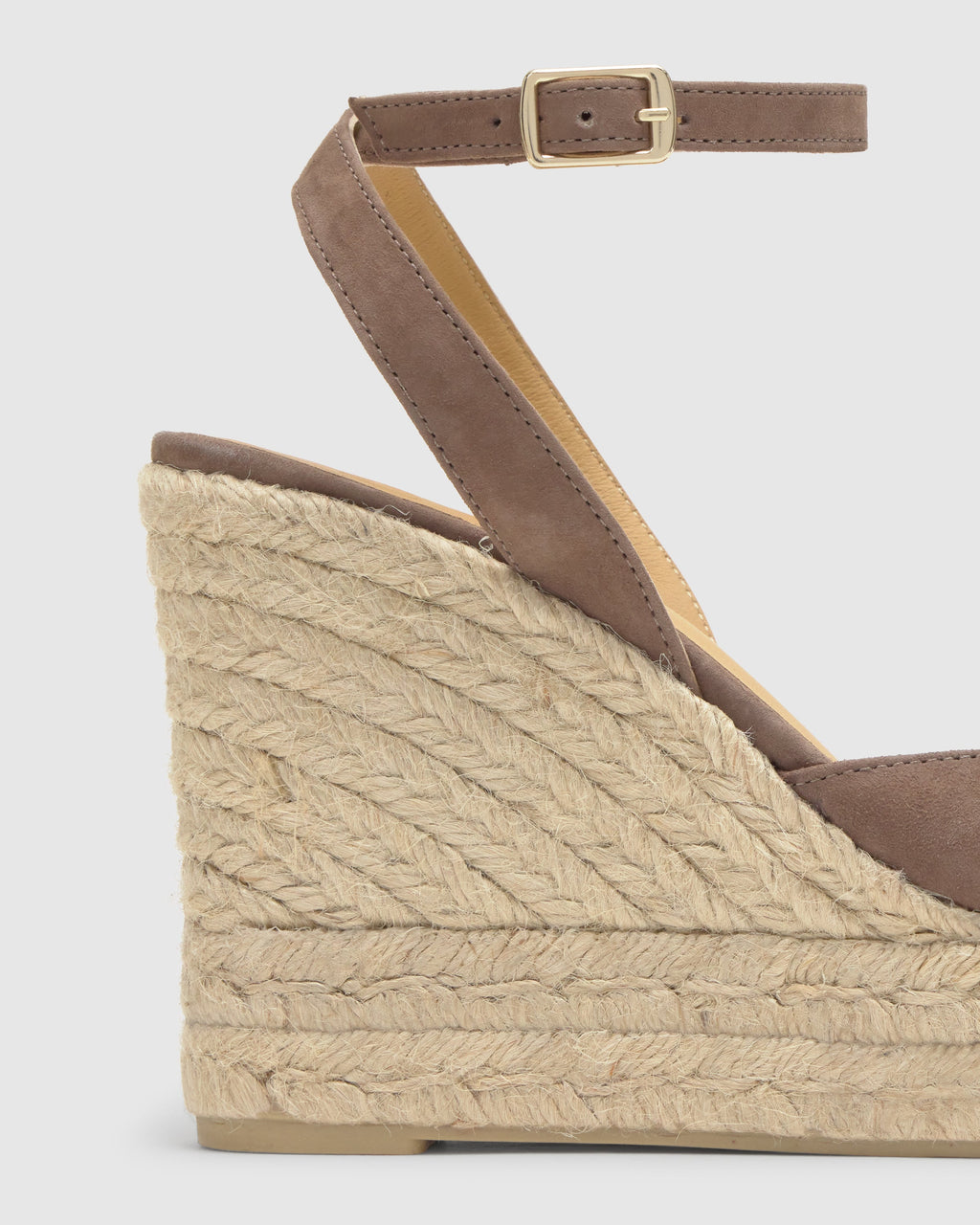 Brook 8ED in Taupe