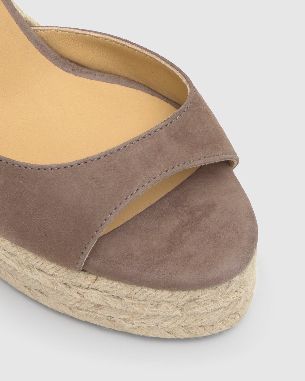 Brook 8ED in Taupe