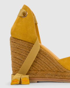 Camila 8 in Amber