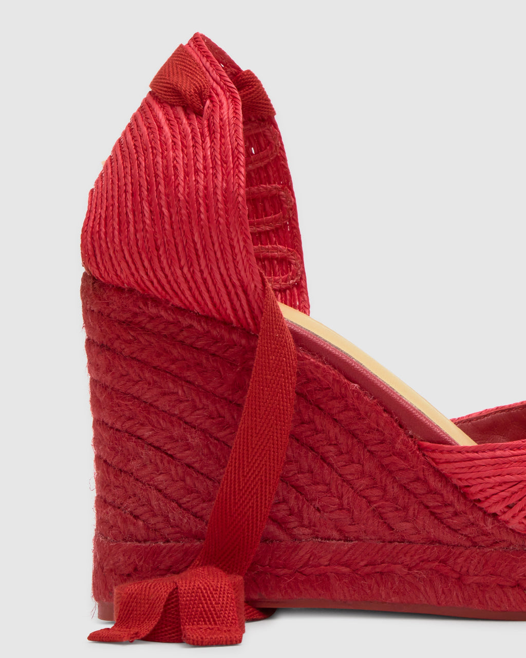 Cacia 8 in Red