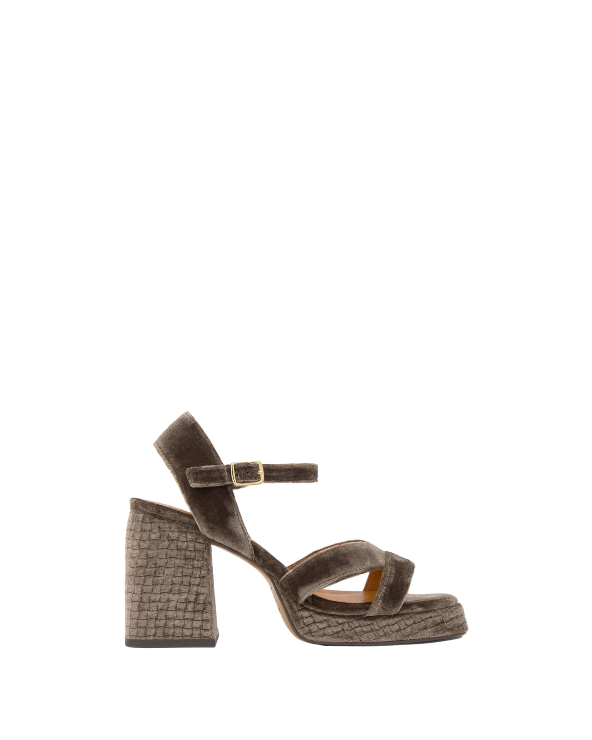 Vero in Brown