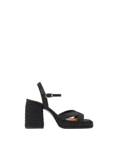 Viena in Black