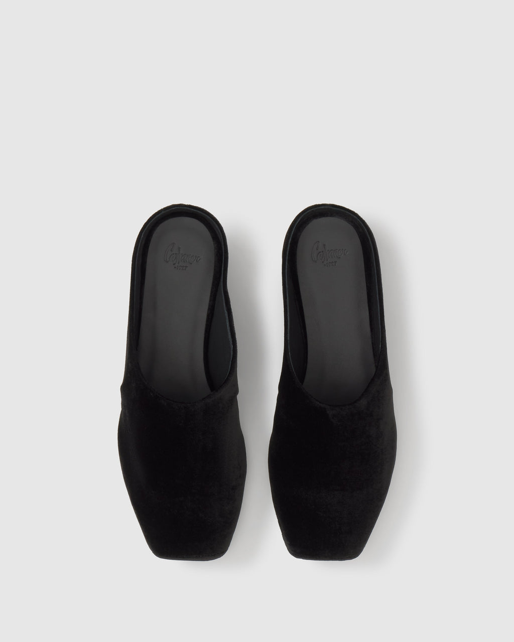 Gada in Black
