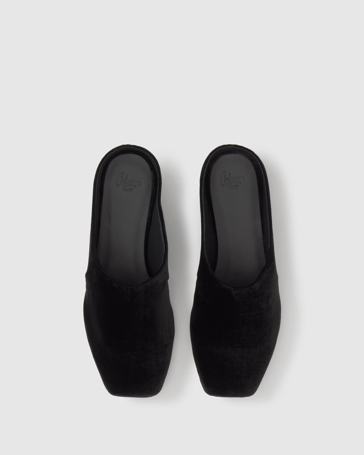 Gada in Black