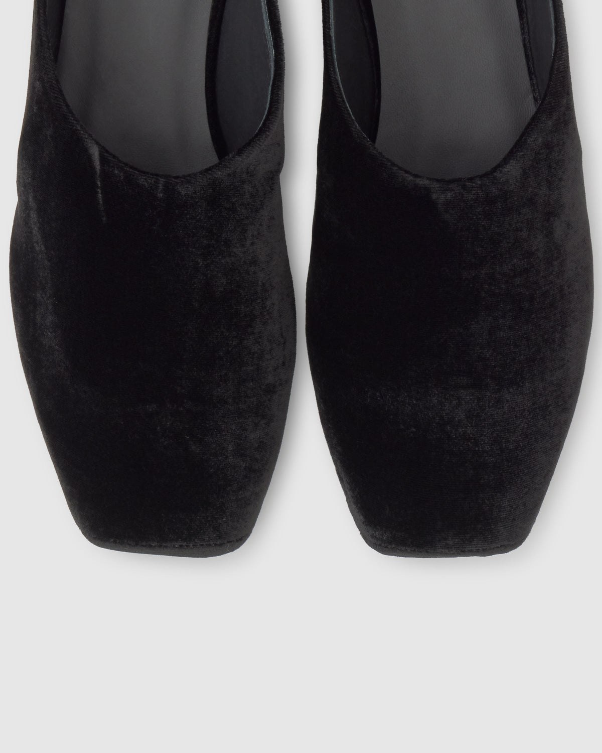 Gada in Black
