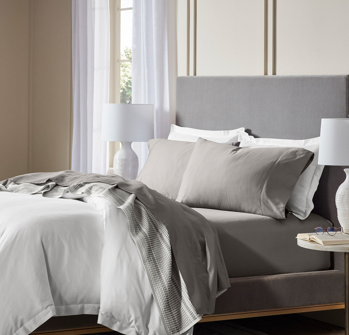 Signature Hemmed Sheet Set in Stone