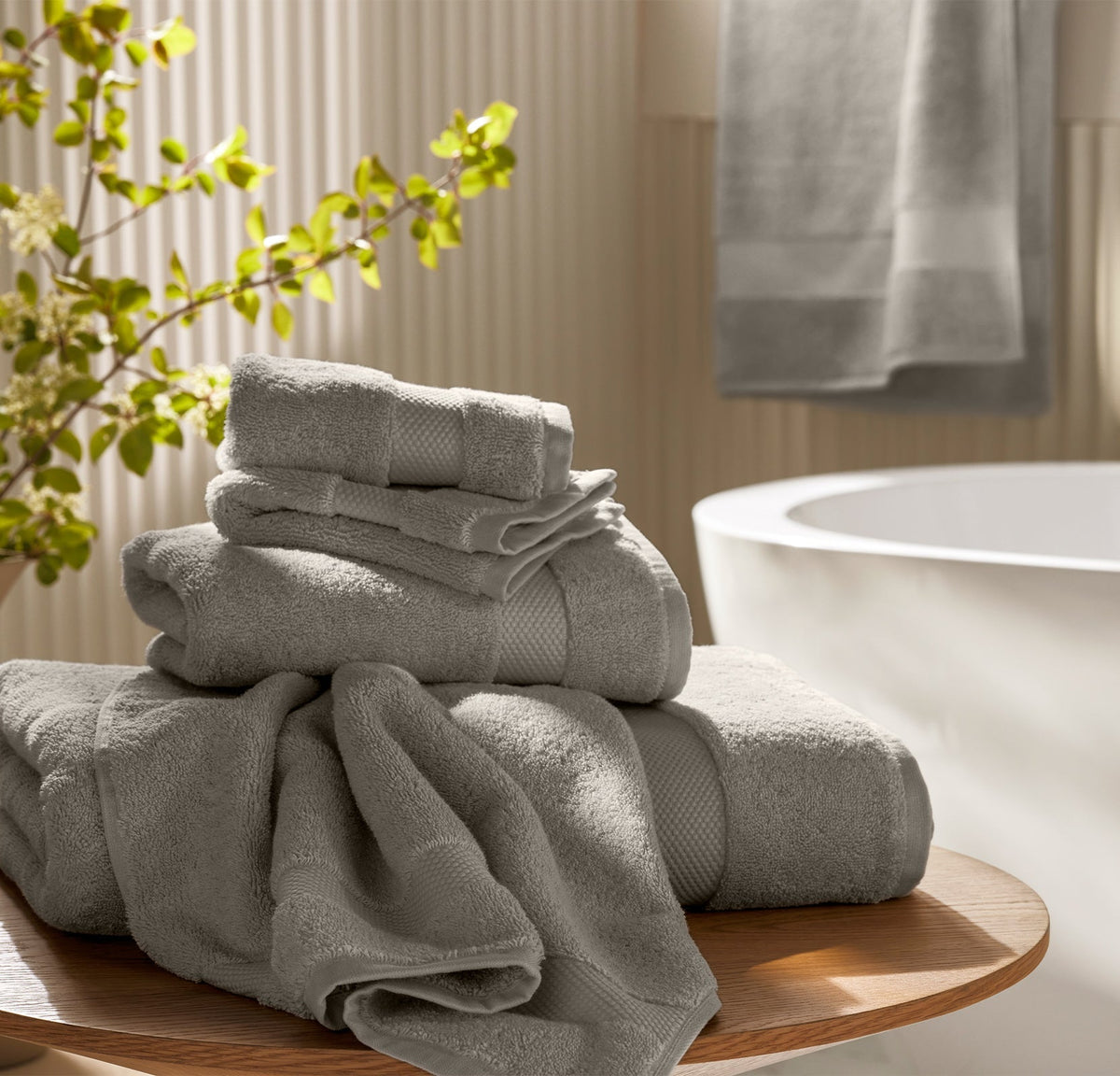 Plush Bath Sheet Set in Pewter