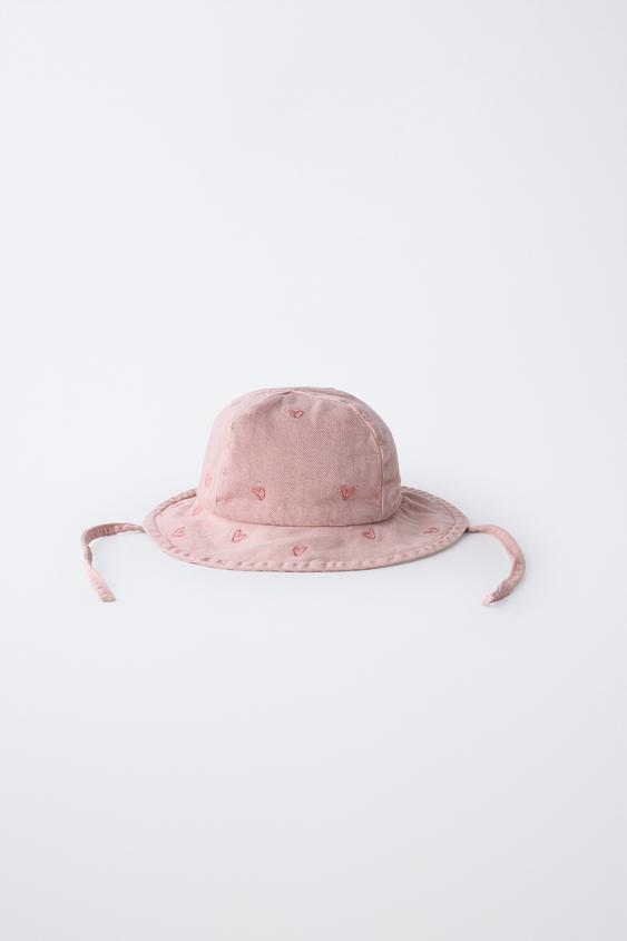 Bucket Hat