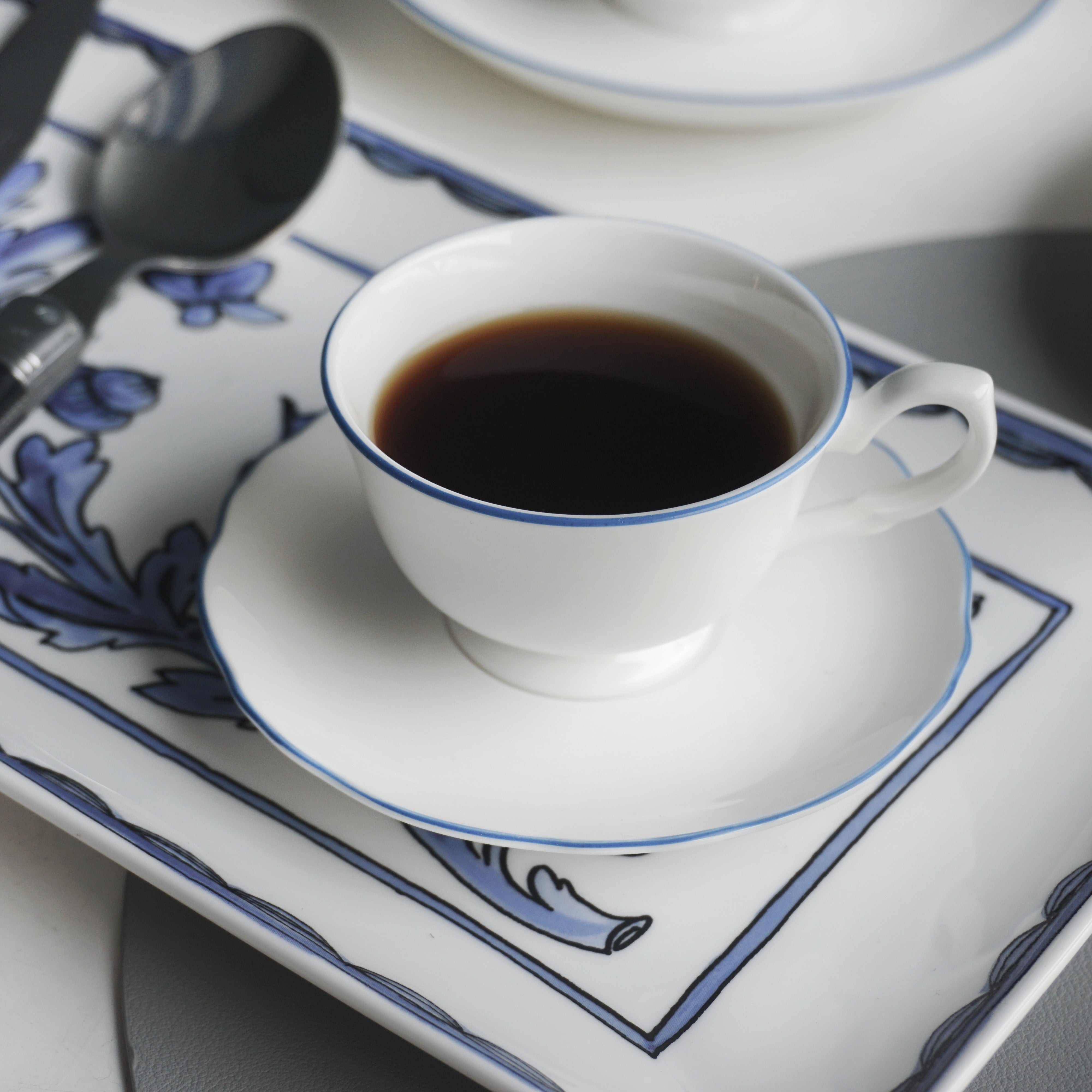 Amelie Royal Blue Set of 2, Espresso Cups & Saucers