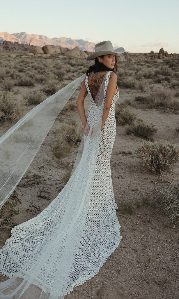 Nev - Crochet Lace Tank Top Wedding Dress XS Nev - Crochet Lace Tank Top Wedding Dress XS