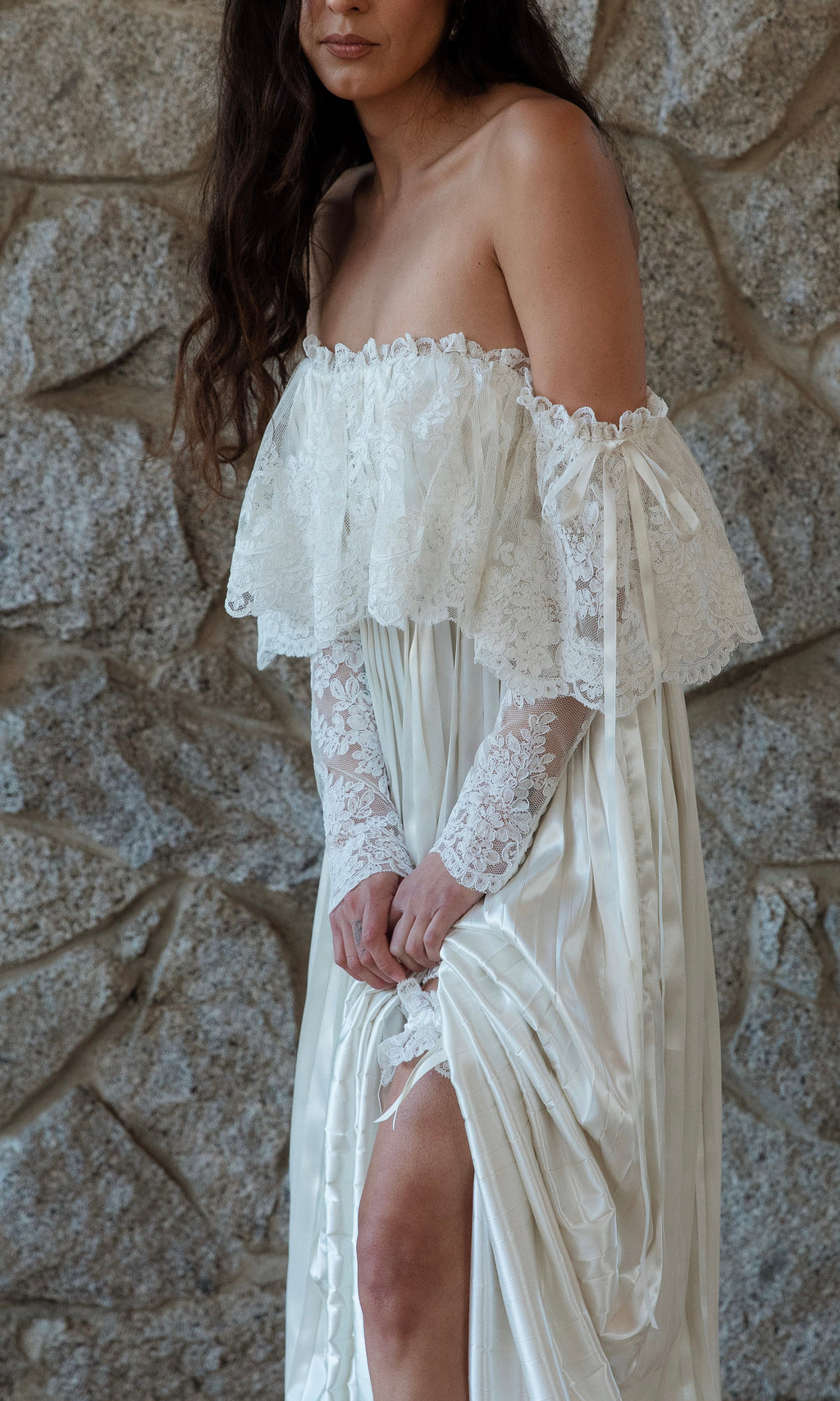 Luca- Pleated Satin Silk Wedding Dress XL Luca- Pleated Satin Silk Wedding Dress XL