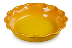 Le Creuset Heritage Fluted Pie Dish in Nectar