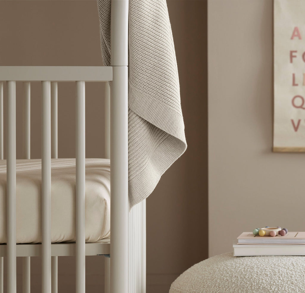 Ribbed Knit Baby Blanket in Heathered Oatmeal