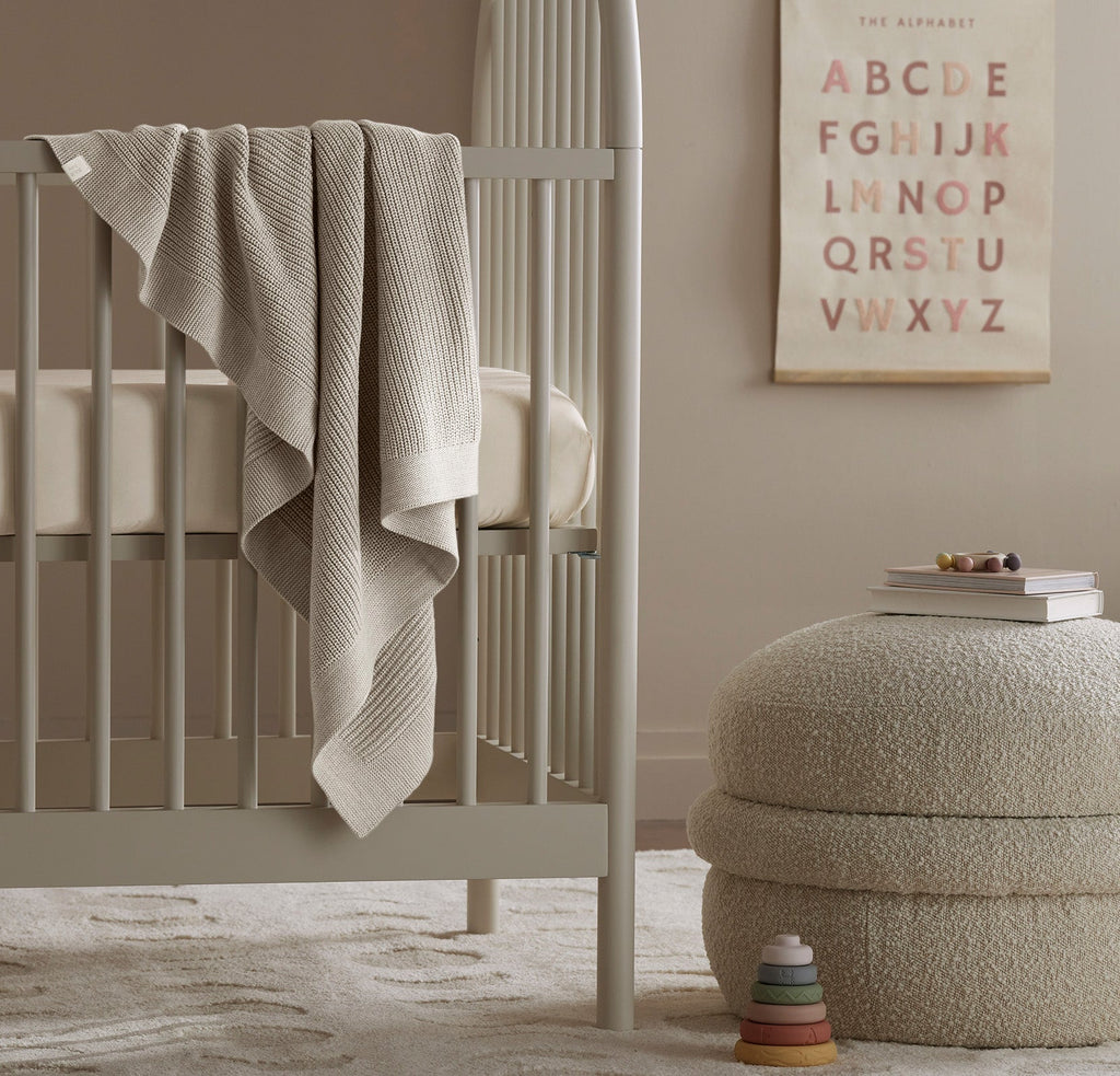Ribbed Knit Baby Blanket in Heathered Oatmeal