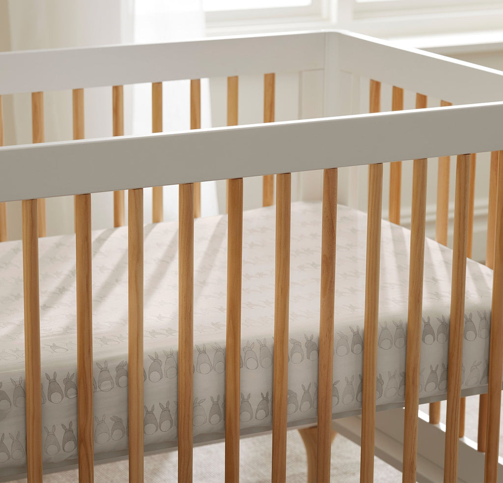 Signature Hemmed Fitted Crib Sheet in Cottontail