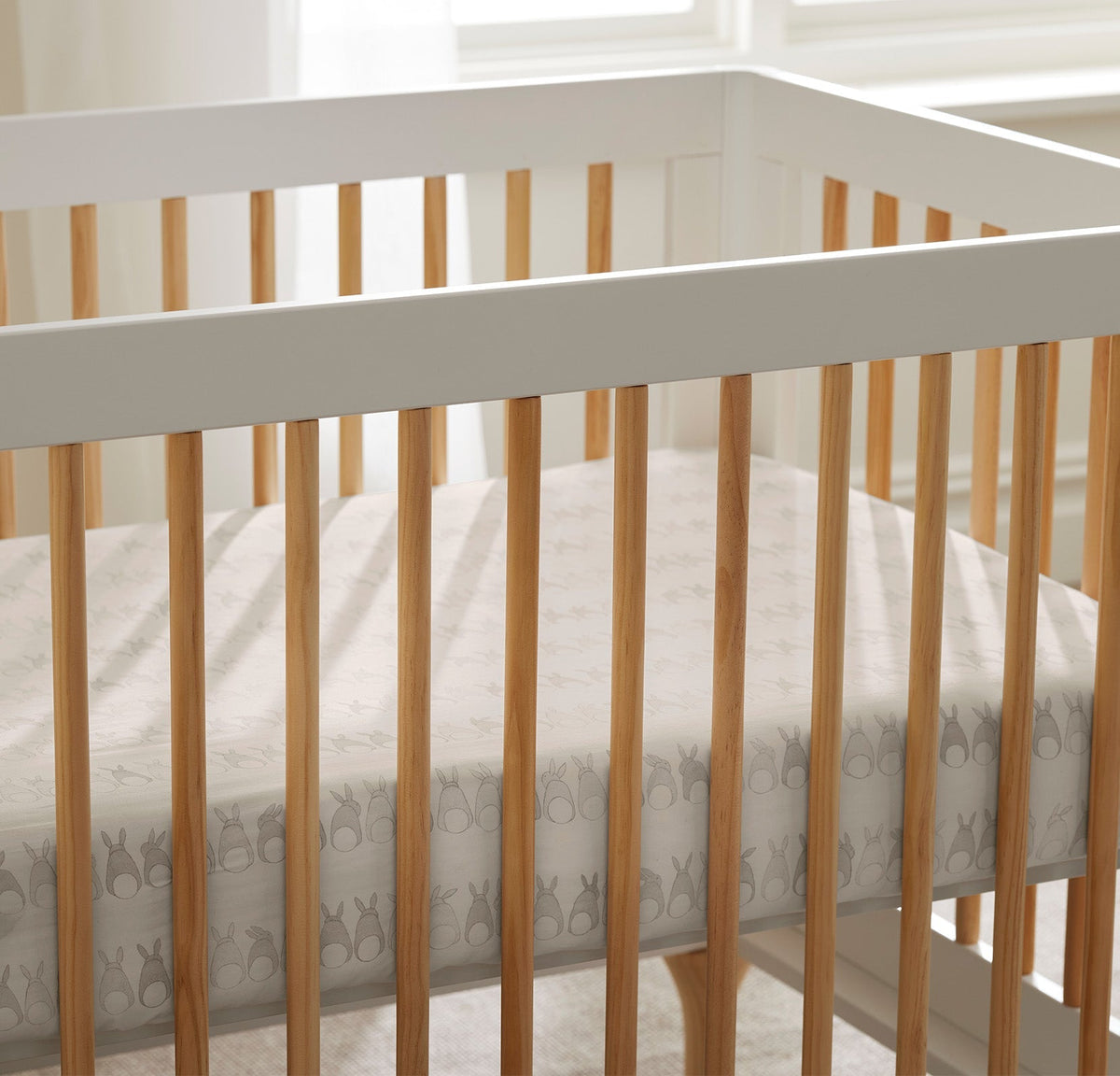 Signature Hemmed Fitted Crib Sheet in Cottontail