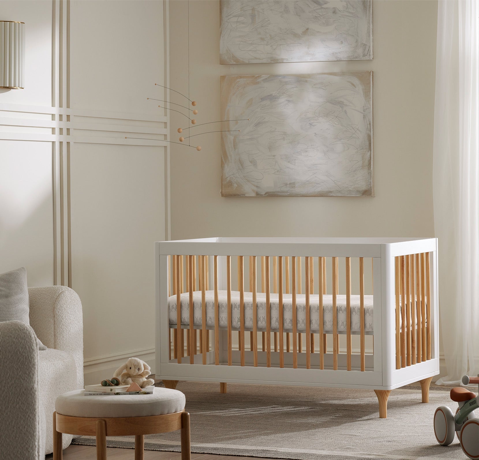 Signature Hemmed Fitted Crib Sheet in Cottontail