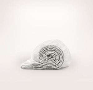 Signature Hemmed Fitted Crib Sheet in White