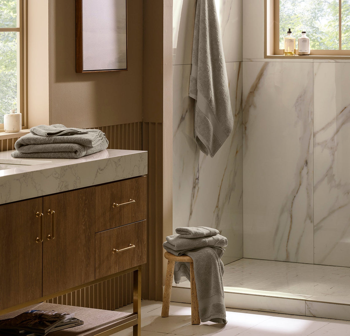 Plush Bath Sheet Set in Oak