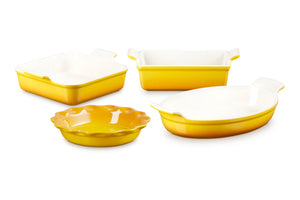 Le Creuset Heritage 4-Piece Bakeware Essentials Set in Nectar, Set of 4