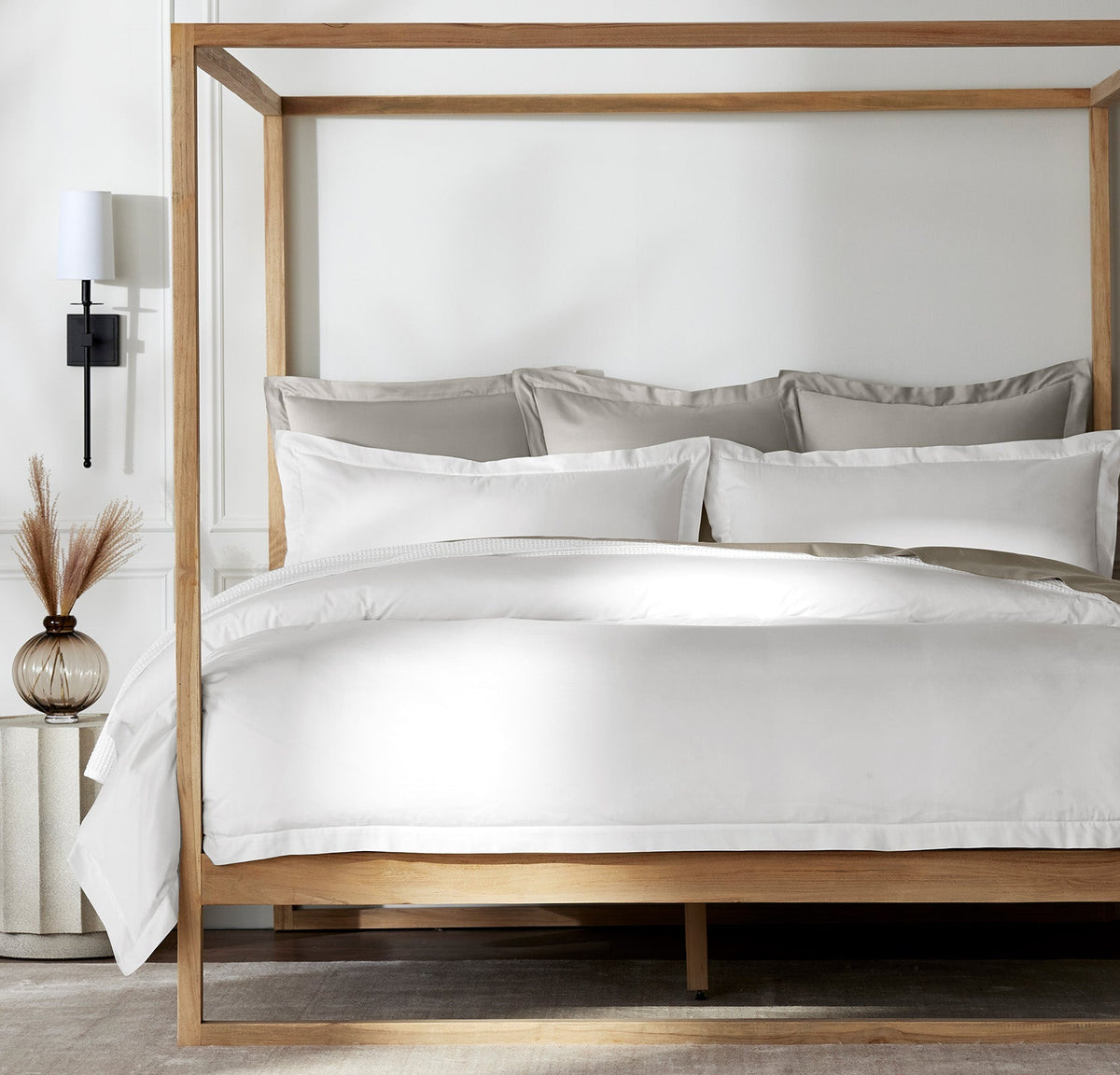 Signature Hemmed Duvet Set in White