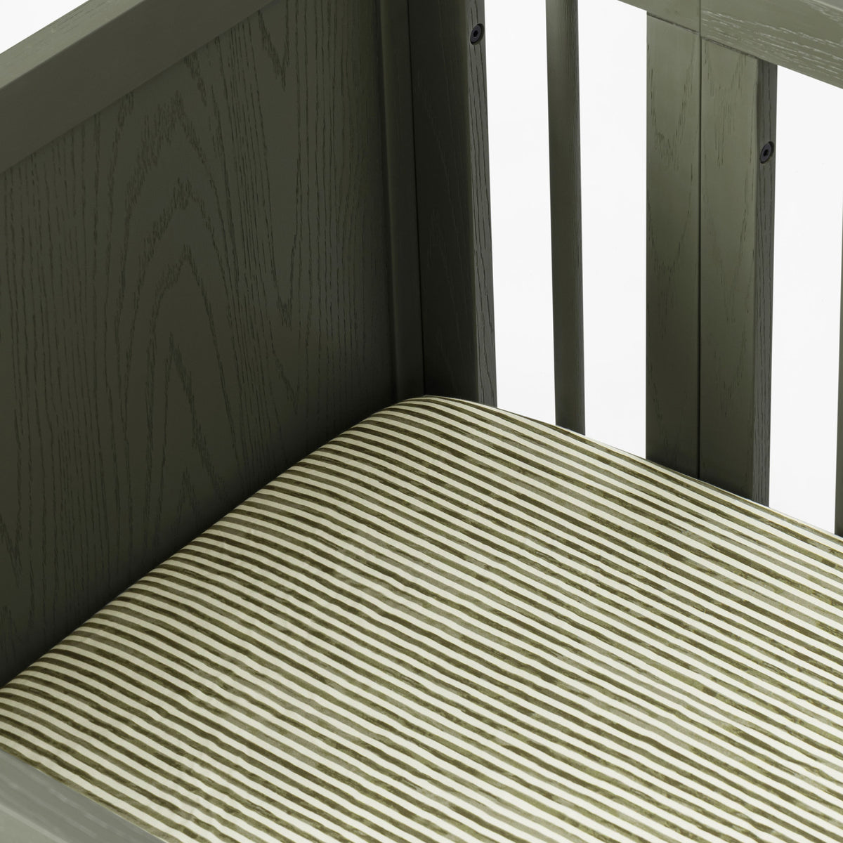 Crib Sheet in GOTS Certified Organic Brushed Cotton by Nate Berkus in Juniper Stripe