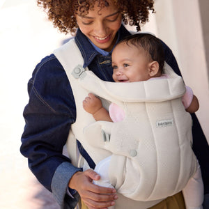 Baby Carrier Hold in Mesh Cream