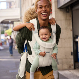 Baby Carrier Hold in Mesh Cream