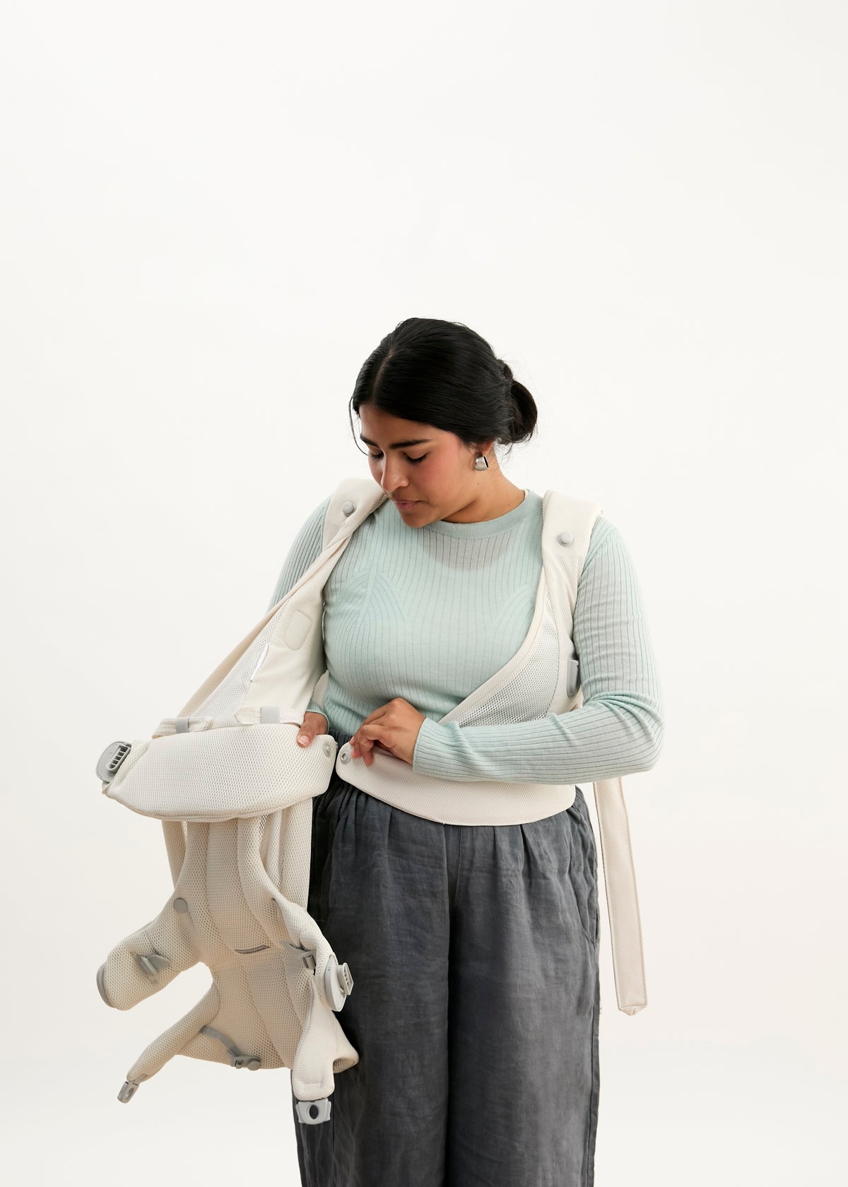 Baby Carrier Hold in Mesh Cream