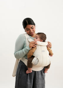 Baby Carrier Hold in Mesh Cream